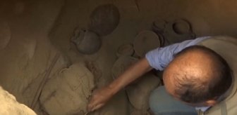 KAZMALARI İPLİĞE TAKILAN ARKEOLOGLAR TOPRAĞI ELLERİYLE KAZMAYA BAŞLADI